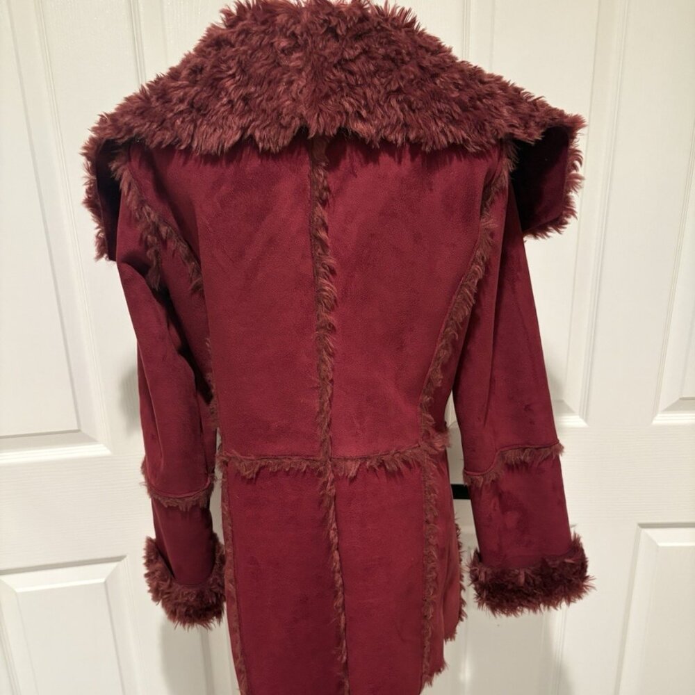 Fabulous Furs~Donna Salyer's Burgundy Faux Suede/Faux Fur Wrap Coat~Size S - Picture 3 of 10